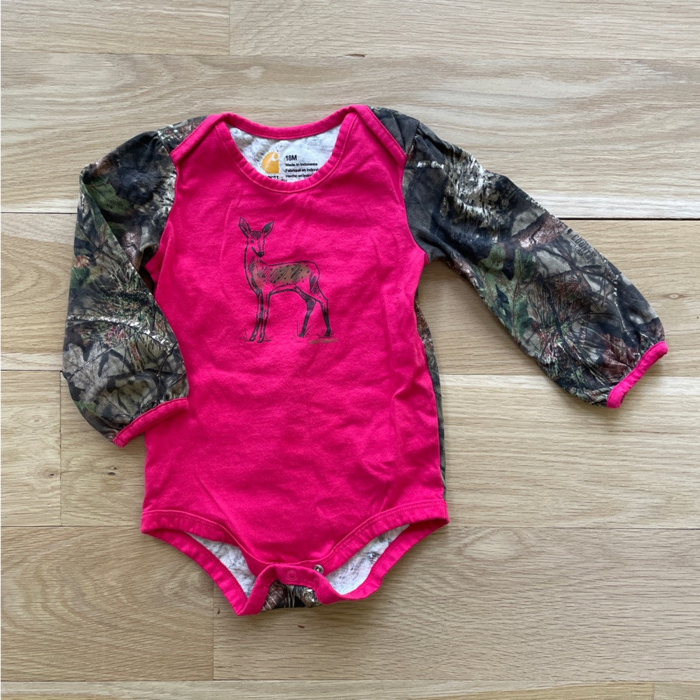 Girls Onsie Bundle | Carhartt size 18 Month, Old Navy size 18-24 Month - Picture 2 of 4